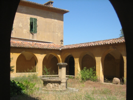 Photograph of the cloistered courtyard.